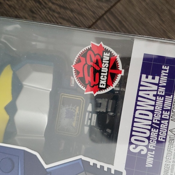 💜💛 Retro Toys Transformers SOUNDWAVE Funko Pop #37 EB Exclusive - Picture 2 of 7